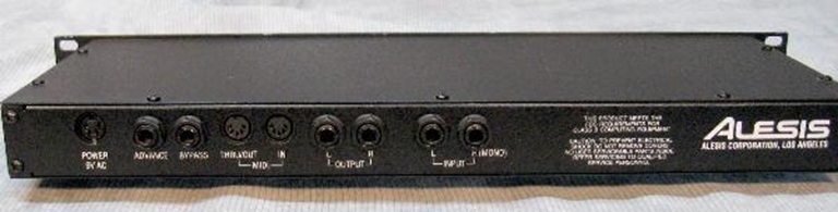 Afbeelding van Alesis Quadraverb multi-effects processor. sn QV1122440.