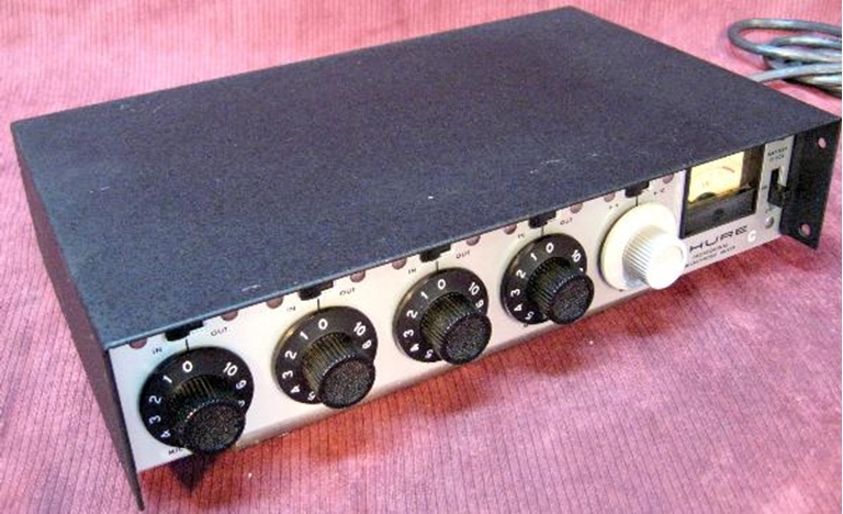 Image sur Shure M67 4x1 mic/line mixer