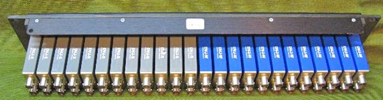 Image sur Canare SDI Video Patch Bay: DVJ-W, DVJ-S Jacks