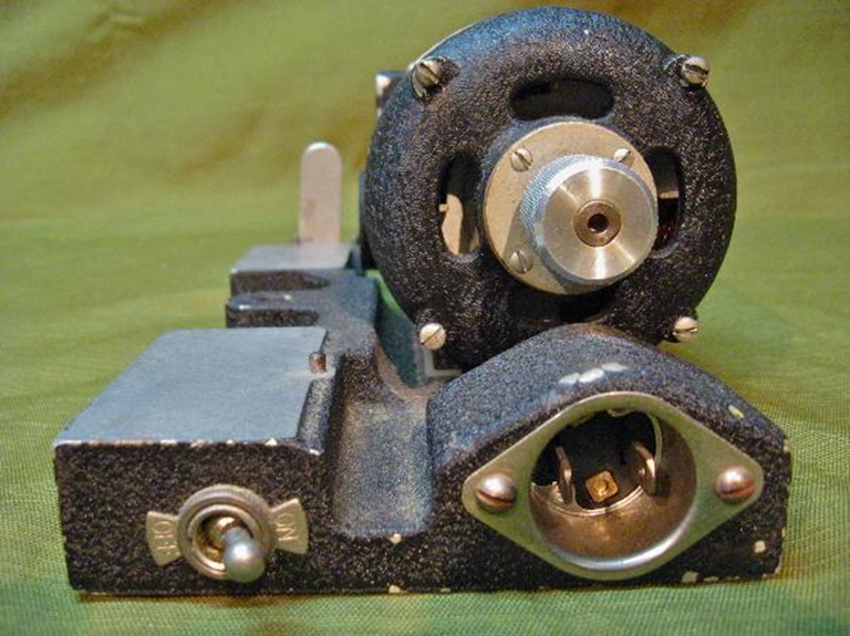 Image sur Bodine NSY-12 Camera Synch Speed Motor