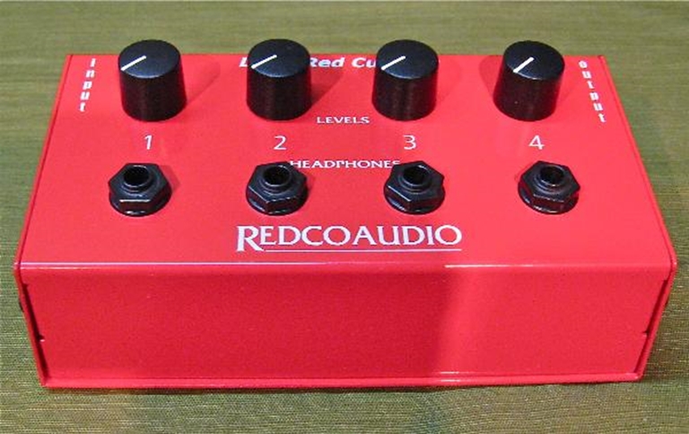 Image sur RedcoAudio Little Red Cue Box