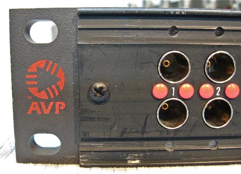 Image sur AVP 64 Point HD video patch panels