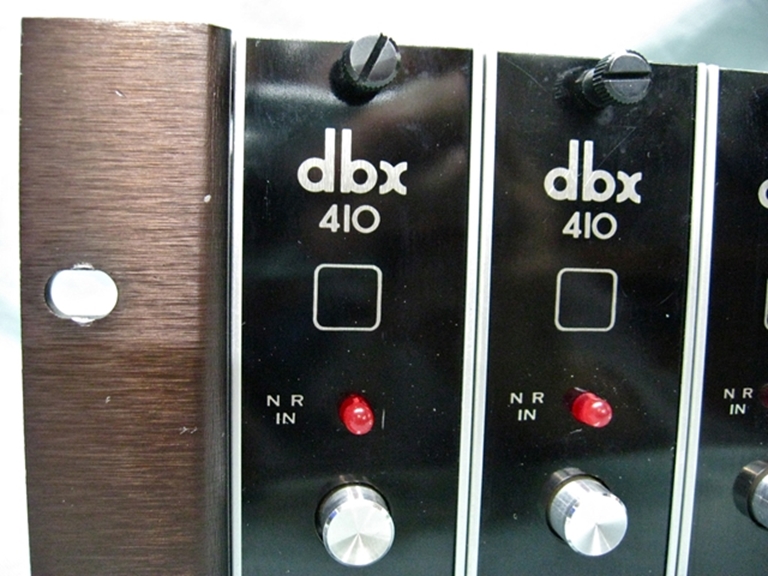 Afbeelding van DBX 158 Frame, with 410 Noise Reduction Cards