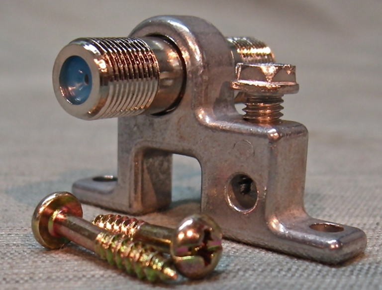 Afbeelding van Satellite and Cable TV Grounding blocks 