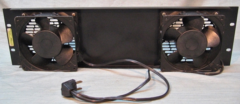 Afbeelding van Middle Atlantic Exhaust Fan Kit (KO-AWFP2 type)
