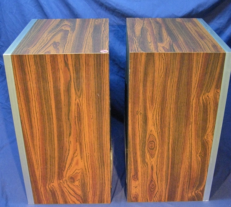 Image sur Calibration Standard Instruments MDM-4 Mix Down Monitors by E.M. Long