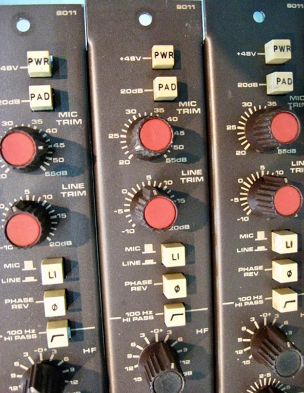 Image sur Soundcraft 800B 8011 Channel Strips