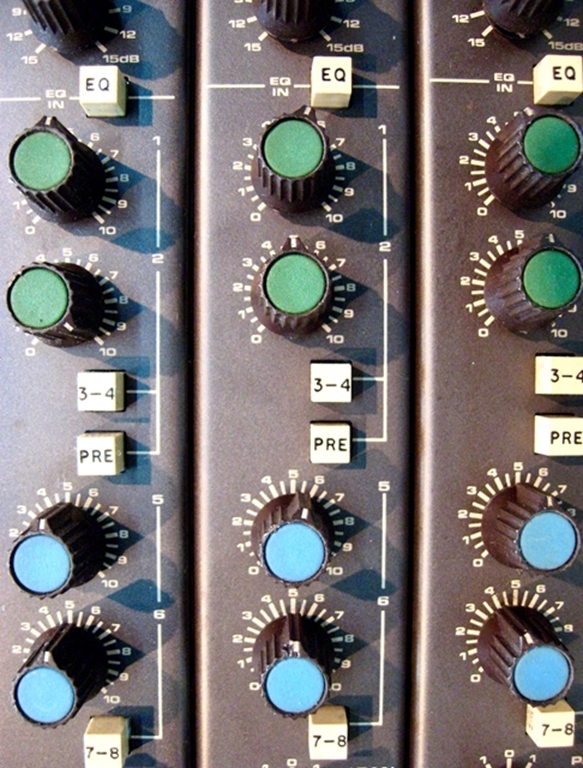Image sur Soundcraft 800B 8011 Channel Strips