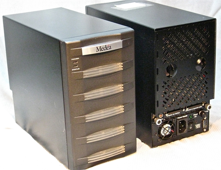 Image sur Medéa 5 disk Raid Array, Model 5/320 RTR