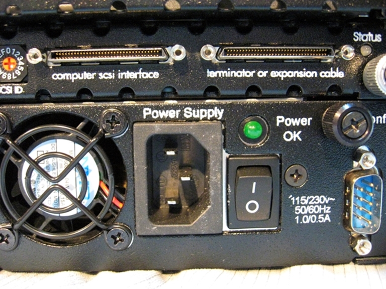 Image sur Medéa 5 disk Raid Array, Model 5/320 RTR