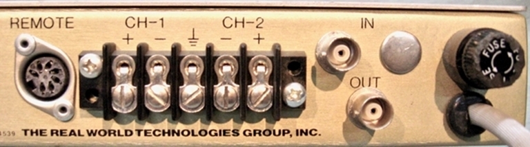Image sur UNIVUER Audio Metering System over Composite Video signals.