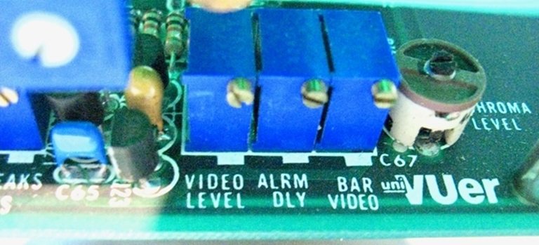 Image sur UNIVUER Audio Metering System over Composite Video signals.