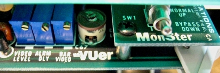 Image sur UNIVUER Audio Metering System over Composite Video signals.