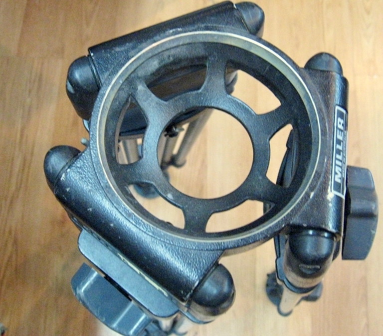 Image sur Miller Pro Lock Two Tripod.