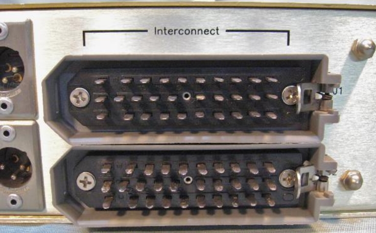 Image sur Clearcom MS-808A Main Station.  Closeout price, $225.