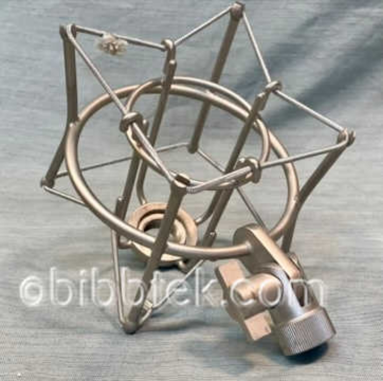 Image sur SE Electronics model SE 5500 large diaphragm, tube condenser microphone.