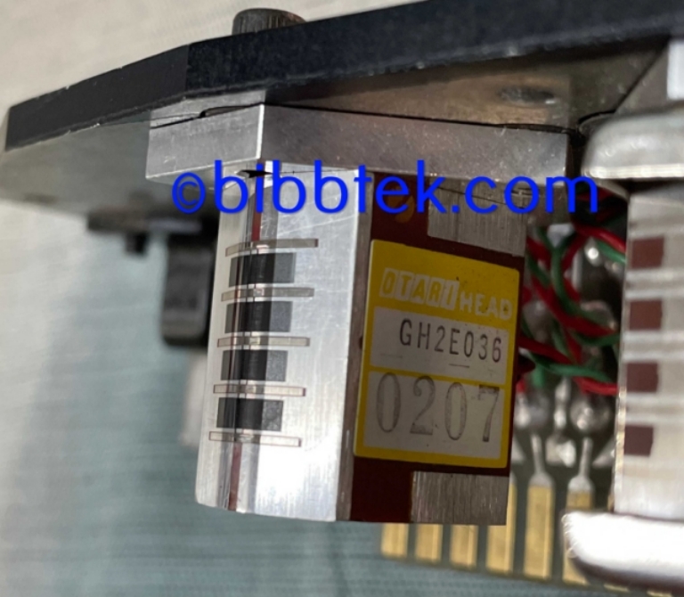 Image sur Otari 4 track .500" head assembly for Otari Model MX-5050 decks.