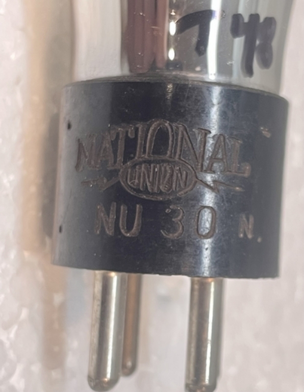 Afbeelding van National Union Vacuum Tube, Type 30.